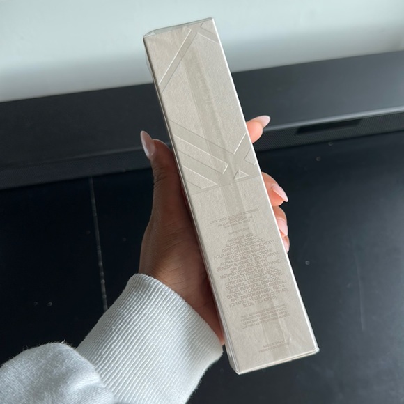 Burberry Body Eau de Parfum - 60mL - Picture 2 of 2